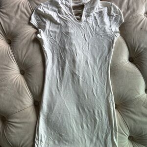 AKIRA White Short Sleeve Top